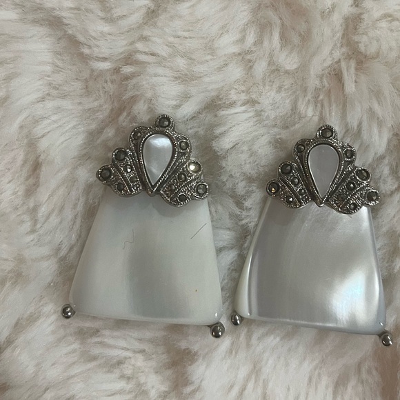 Jewelry - Elegant Silver and  Clip-on White Earrings